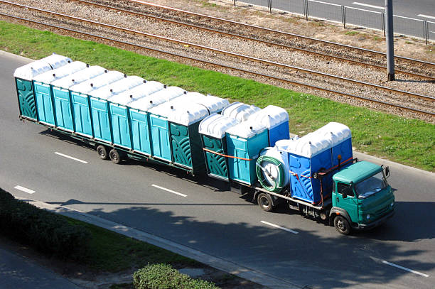 Best Portable restroom solutions  in Carmi, IL